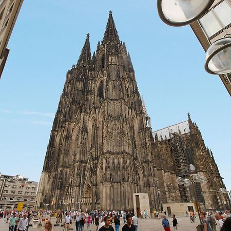 Callas Am Dom Cologne Luaran gambar